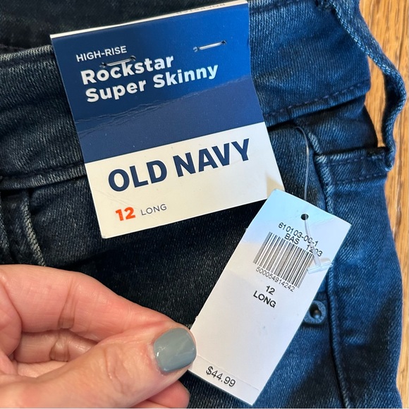 NWT Old Navy High Rise Rockstar Super Skinny Jeans Women’s SZ 12 Long Dark Wash - Picture 7 of 8